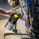 spray-grasso-catena-wd-40-3978-utilizzo-torricella-ferramenta.png